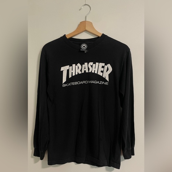 Thrasher Magazine Classic Black Long Sleeve Tee - Picture 2 of 3